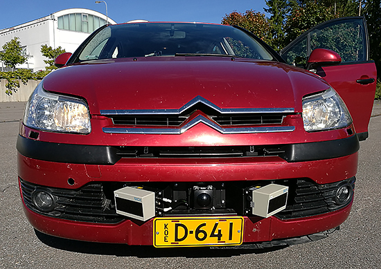 Robottiauto edestä Robottiauto edestä